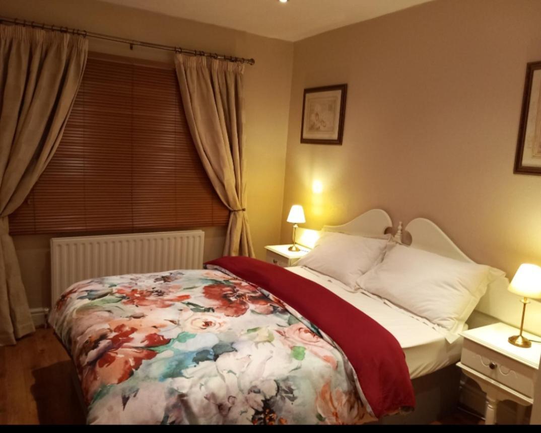 Mels Accomodation Letterkenny Extérieur photo